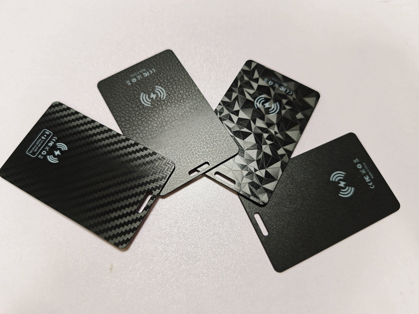 Carte Traceur GPS Ultra Fin – Compatible Apple Find My pour Objets